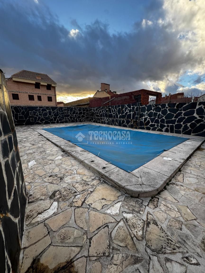 Piscina de Casa o xalet en venda en Ciempozuelos amb Calefacció i Piscina