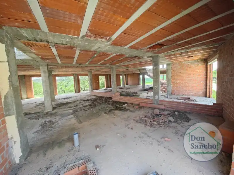 Casa adosada en venda en Castronuevo de Esgueva