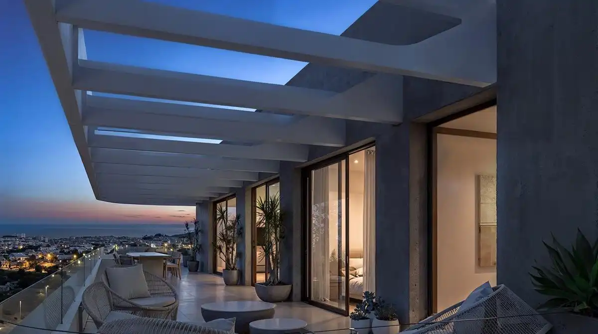 Terrasse von Wohnungen zum Verkauf in Estepona mit Klimaanlage, Terrasse und Abstellraum