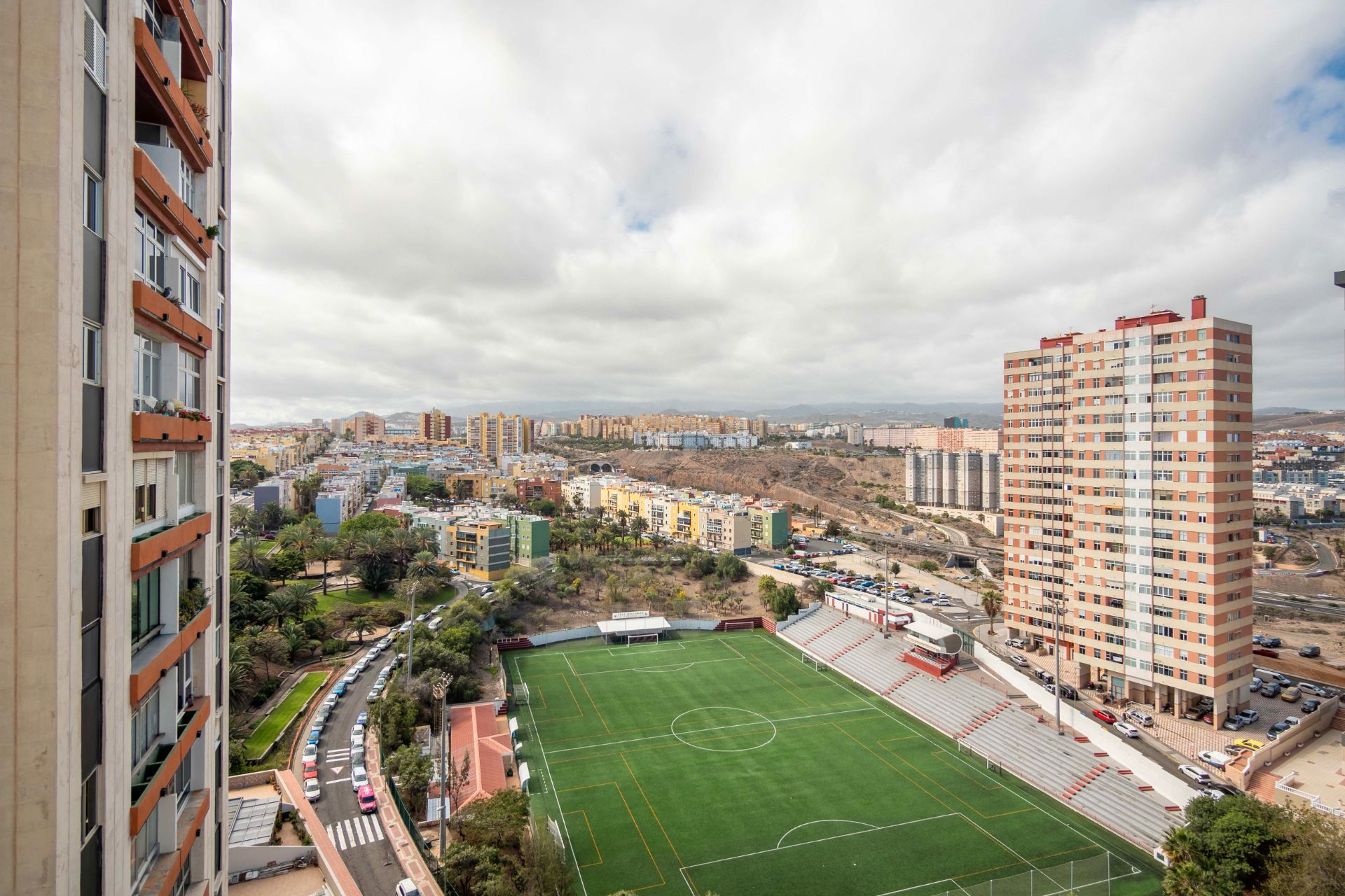 Vista exterior de Pis en venda en Las Palmas de Gran Canaria amb Balcó