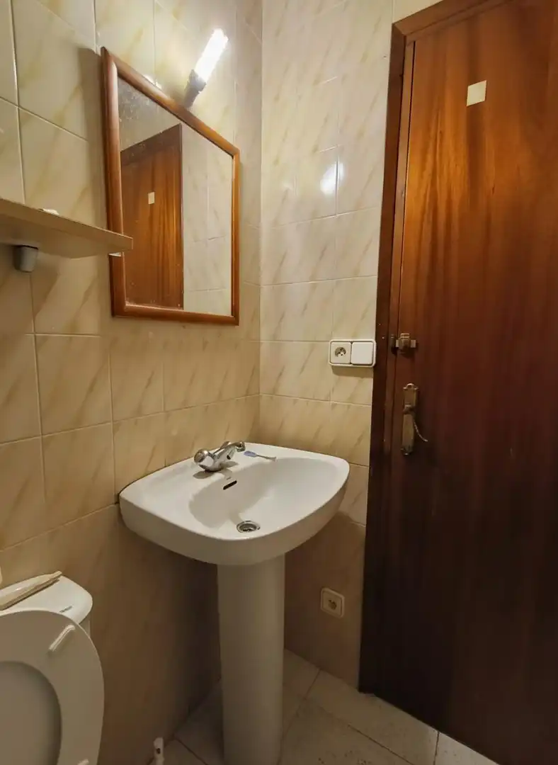 Bany de Edifici en venda en Breda