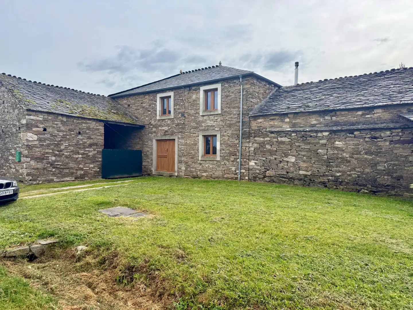 Vista exterior de Casa o xalet en venda en Vilalba amb Calefacció, Jardí privat i Moblat
