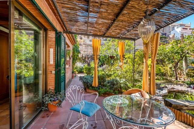 Casa-chalet en Alquiler en Passatge de Serrahima en El Poble Sec - Parc de Montjuïc