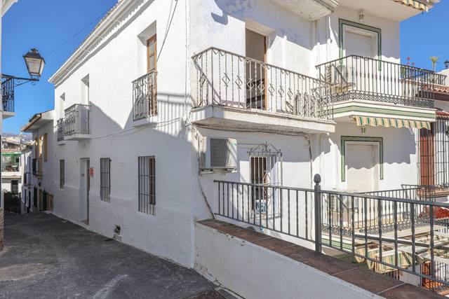 Casa-chalet en Venta en Calle Iglesia en Guaro