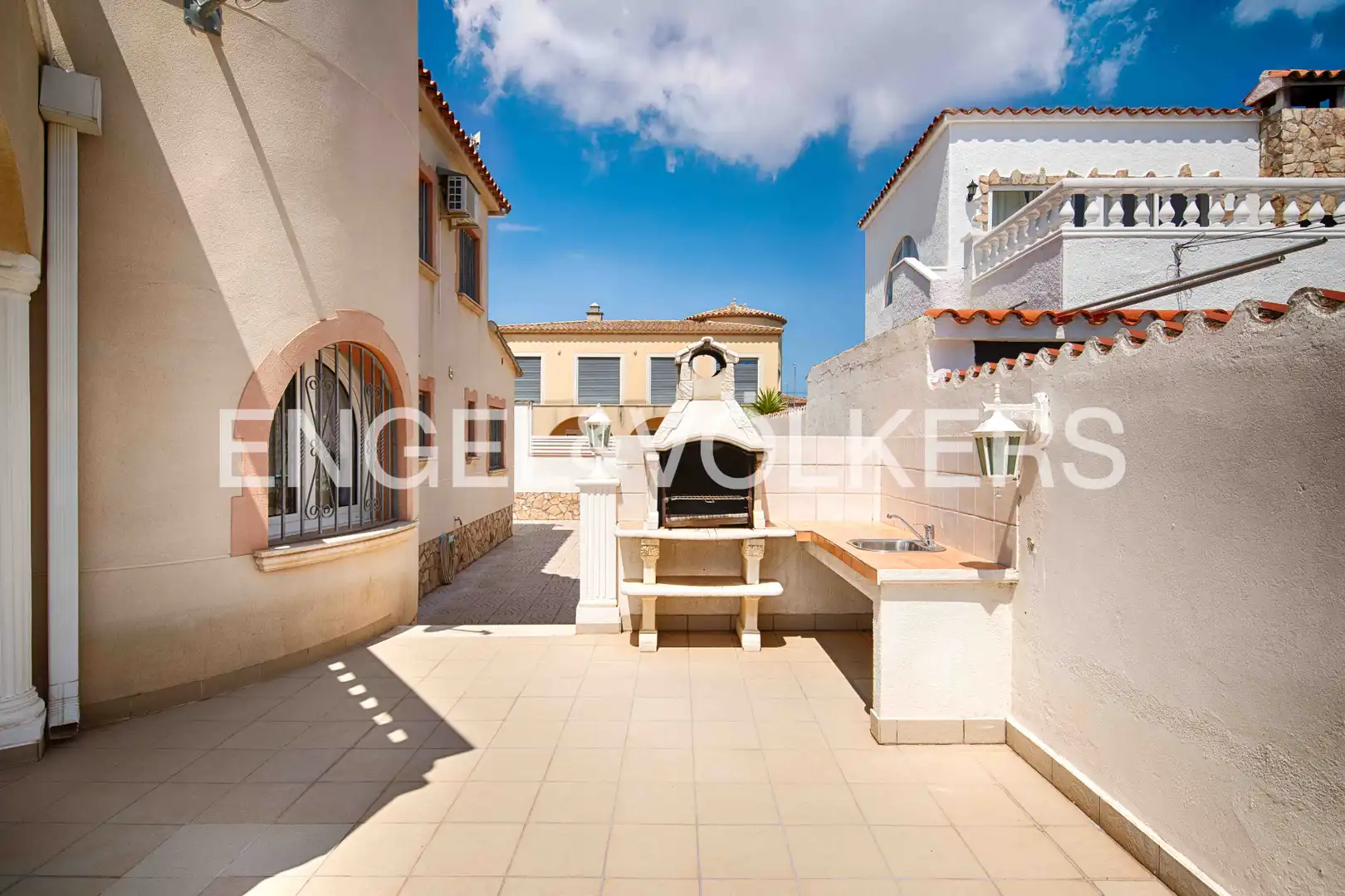 Casa con piscina en venta en Carrer Pení, imagen 7