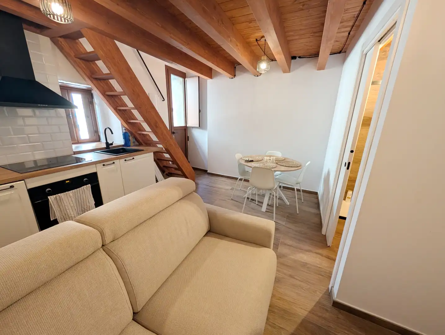Sala de estar de Apartamento en venta en Vilallonga de Ter con Parquet y Amueblado