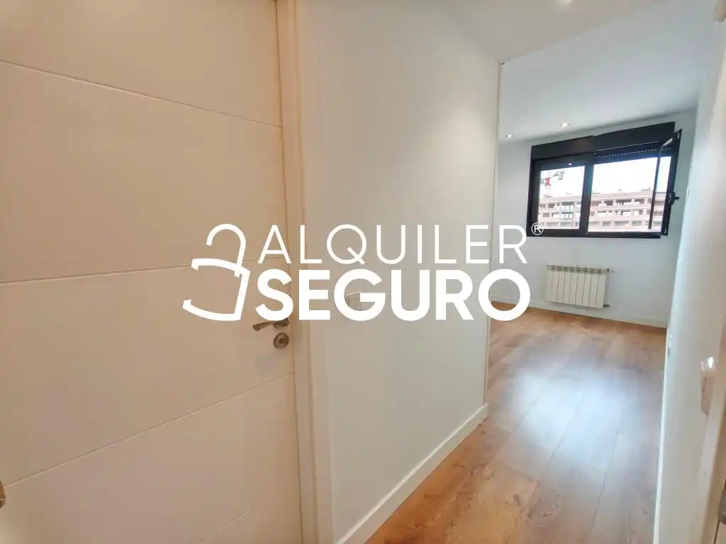 Flat for rent in Móstoles  with Air Conditioner, Heating and Terrace