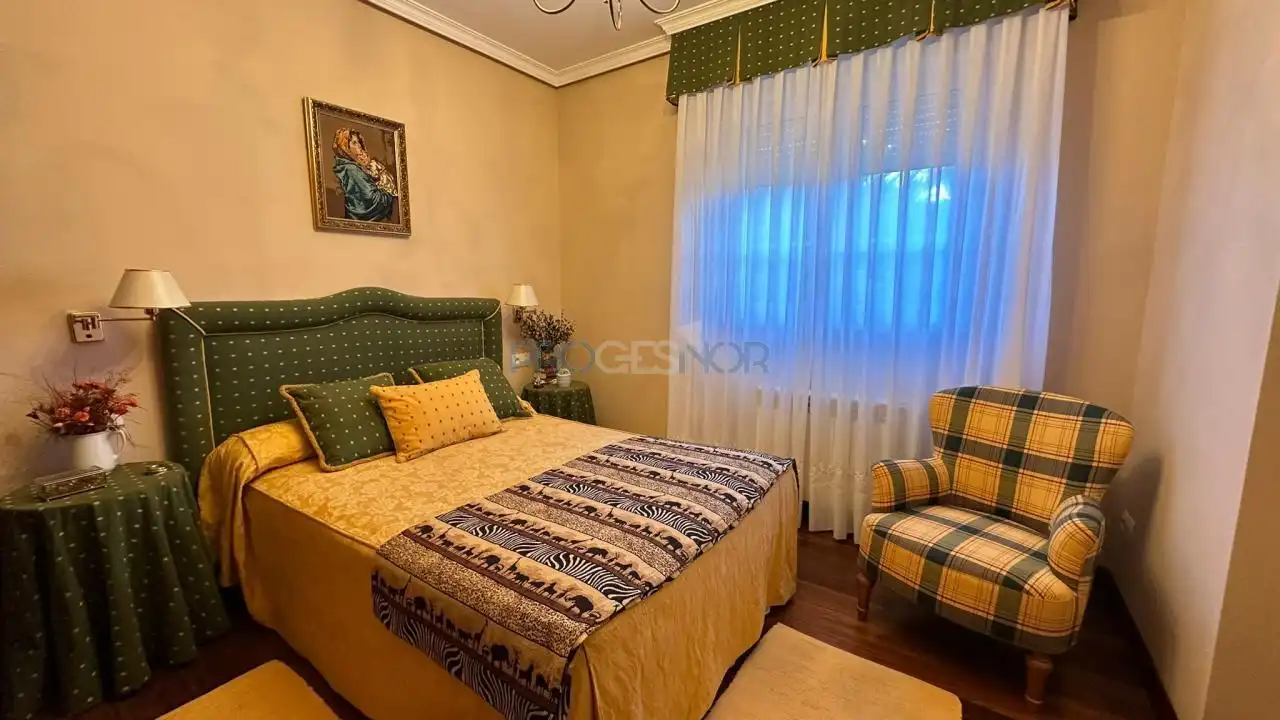 Habitación de Casa o chalet en venta en Sariegos con Calefacción, Jardín privado y Terraza