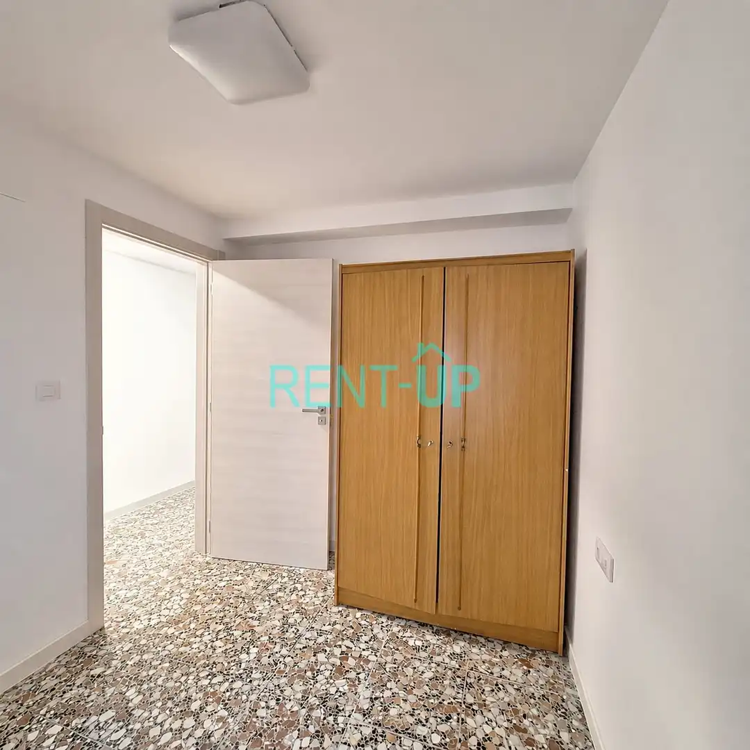 Dormitori de Casa o xalet en venda en Rotglà i Corbera amb Aire condicionat, Terrassa i Traster