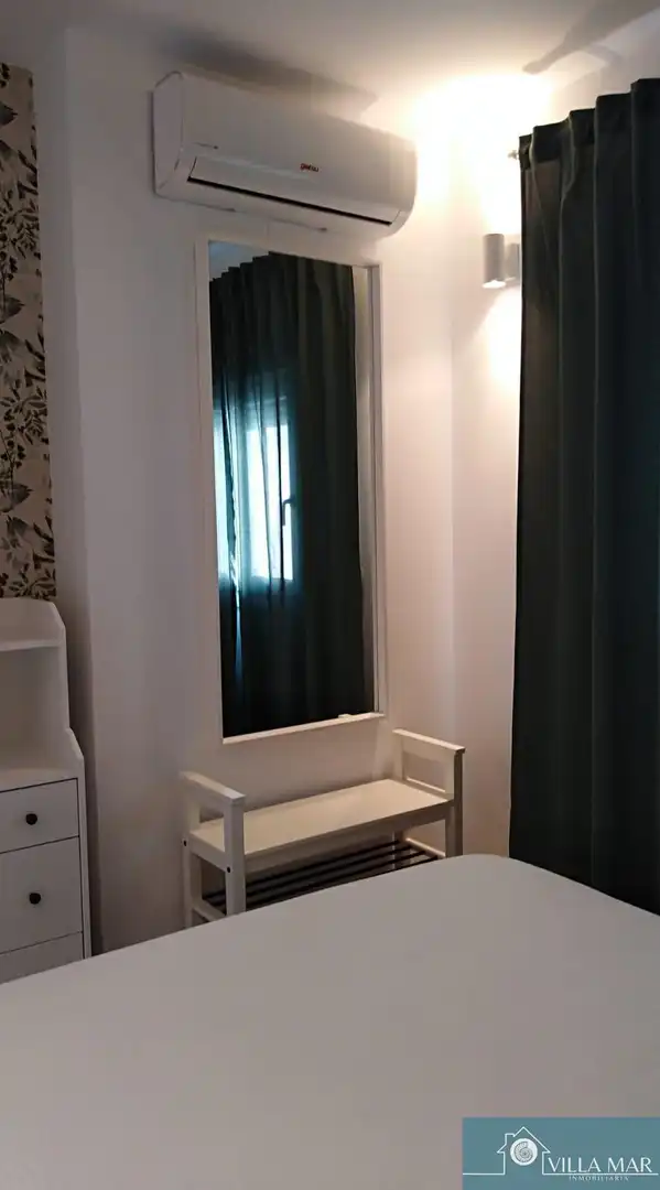 Bedroom of Flat for sale in Rota