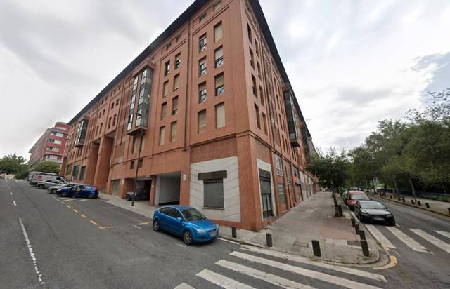 Garaje en Venta en Julian Gaiarre Hiribidea, 34 en Txurdinaga