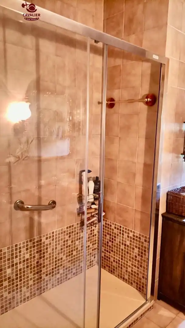 Bany de Casa o xalet en venda en Guadarrama amb Calefacció, Jardí privat i Terrassa