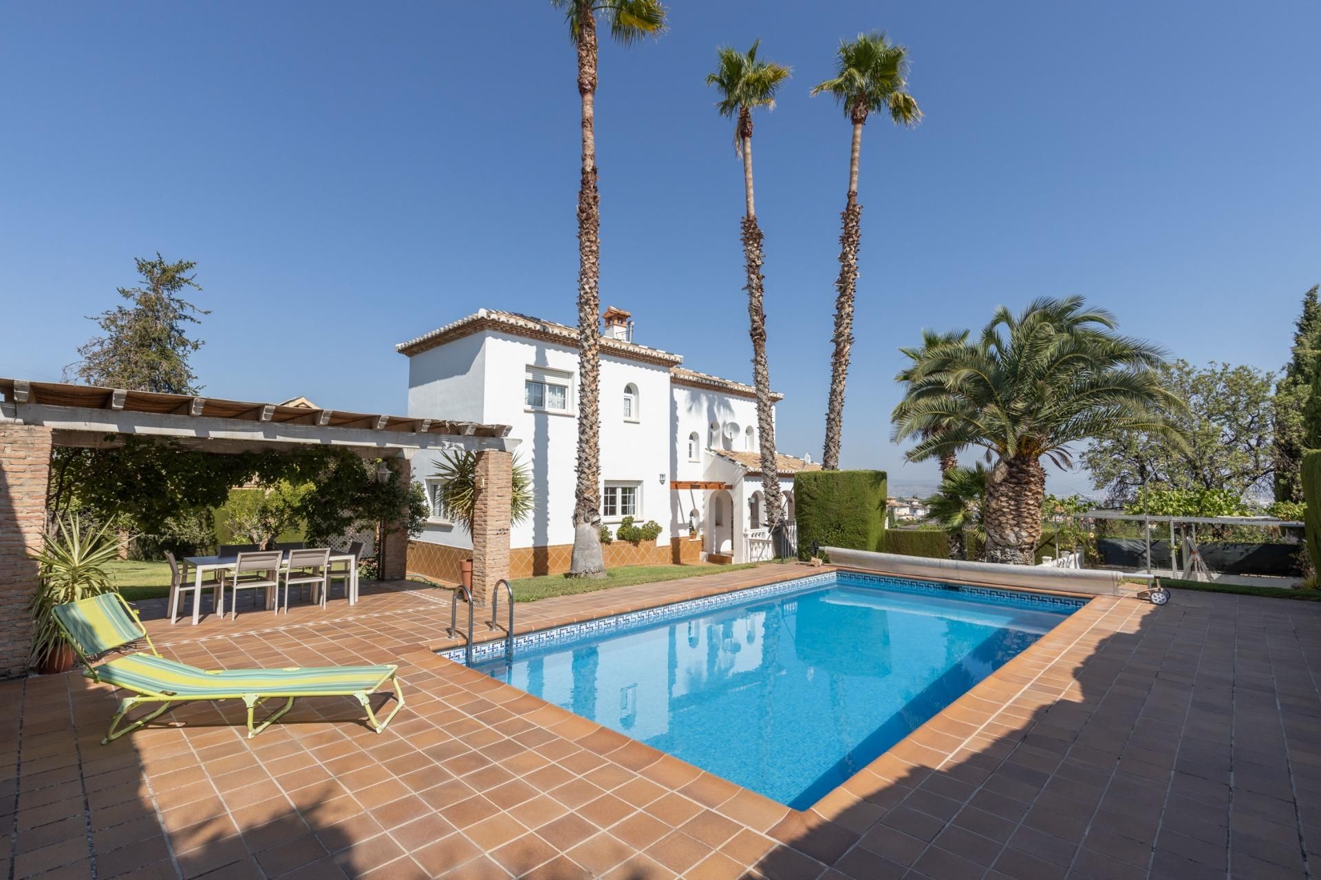 Casa o chalet en venta en Calle Calle del Lirio,, 8