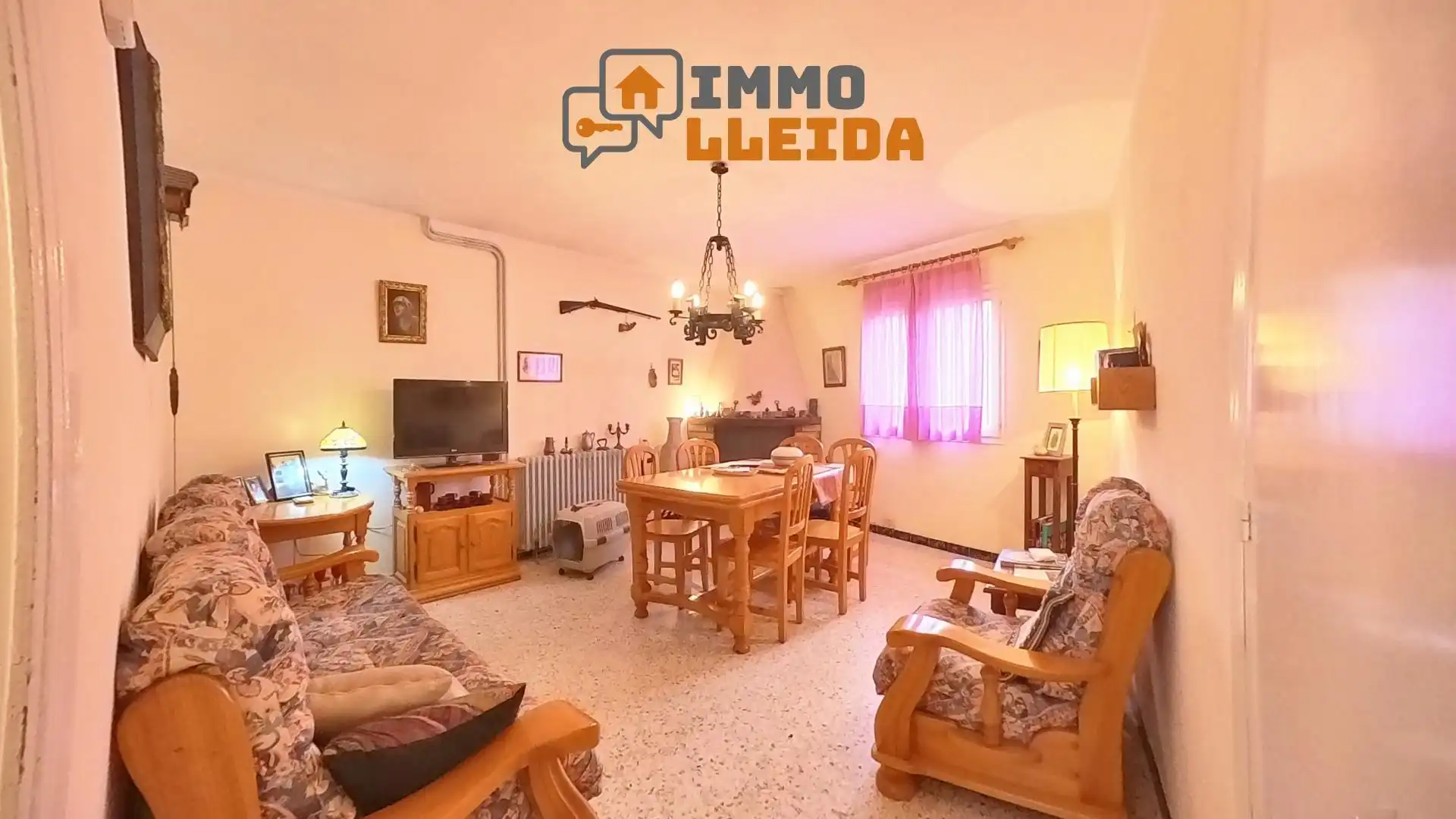 Vista exterior de Casa adosada en venta en Camarasa con Calefacción, Terraza y Trastero