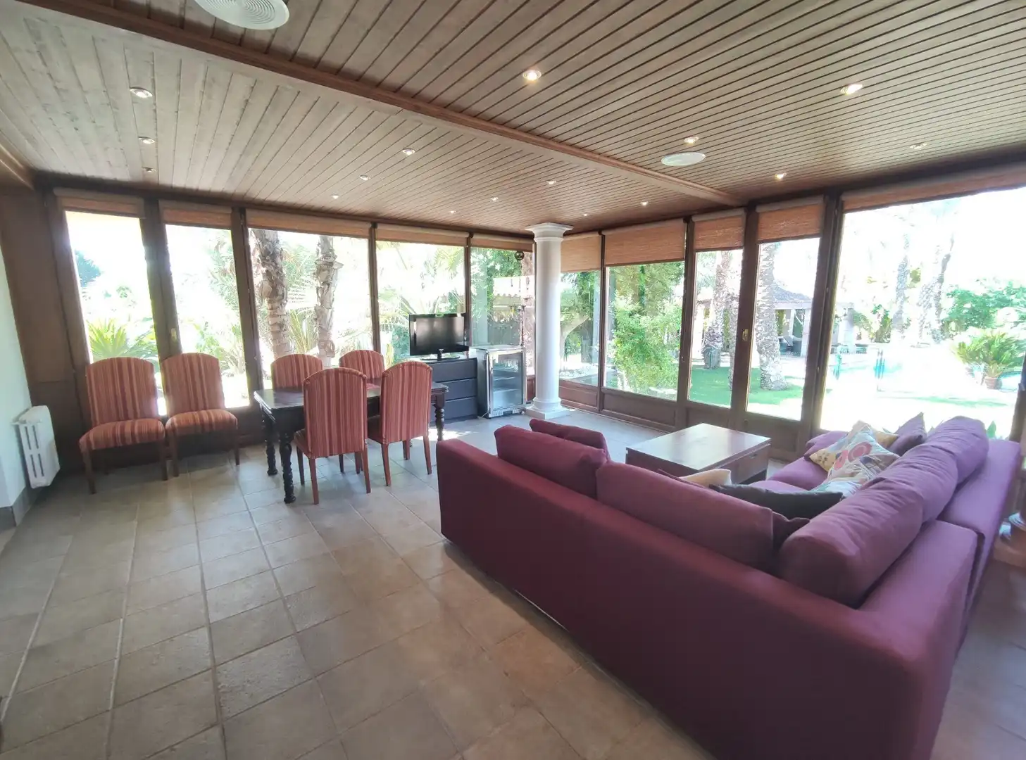 Sala d'estar de Casa o xalet en venda en Elche / Elx amb Aire condicionat, Calefacció i Jardí privat