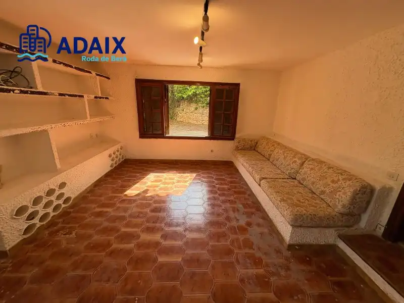 Casa o chalet en venta en Roda de Berà con Terraza, Trastero y Piscina