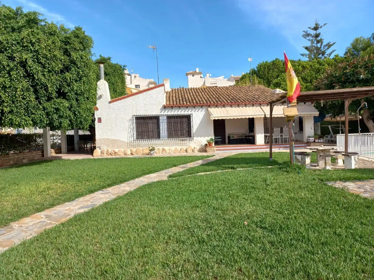 Villa mit Terrasse zum Verkauf in Orihuela Costa