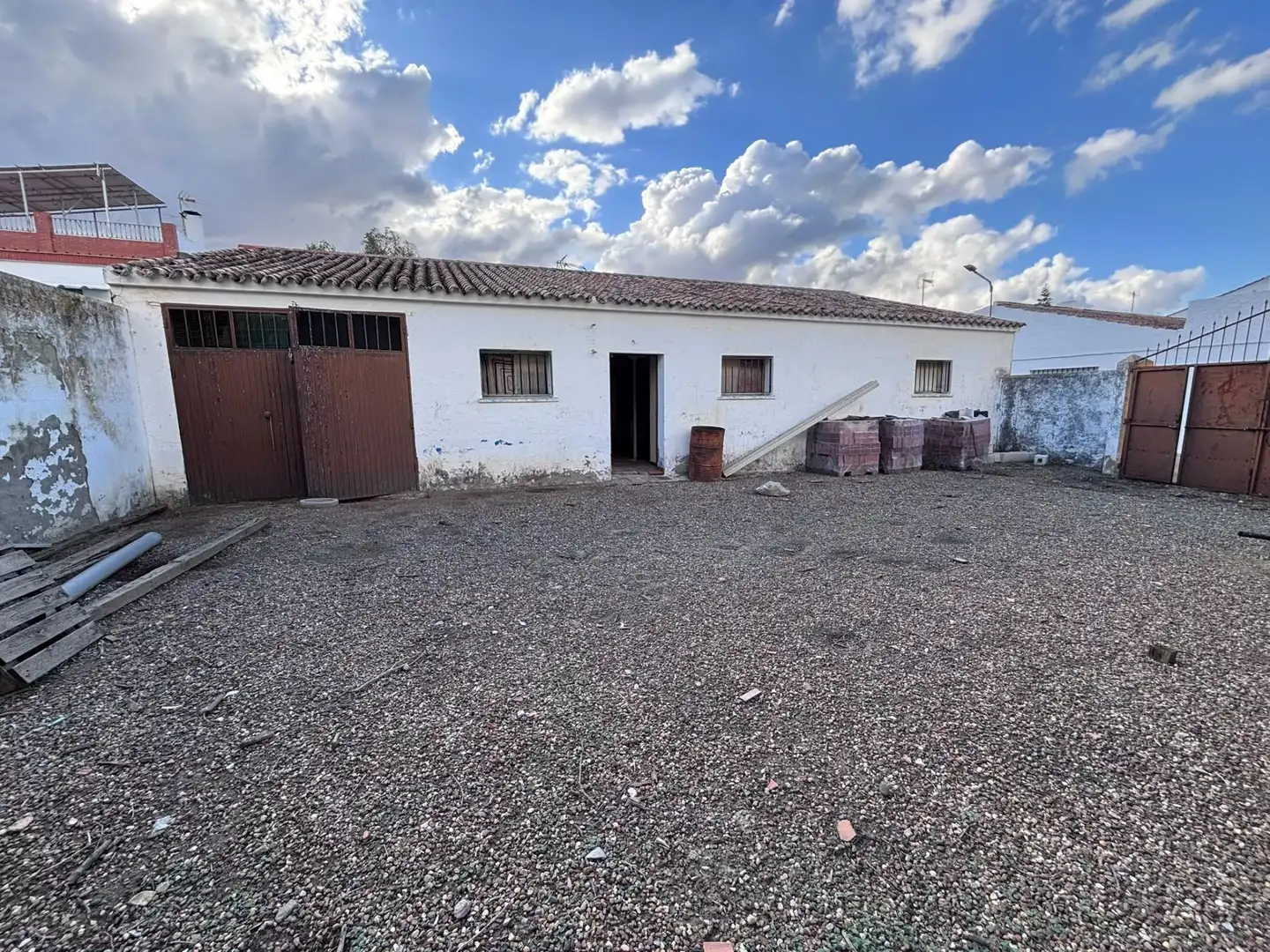 Vista exterior de Casa o xalet en venda en Los Palacios y Villafranca