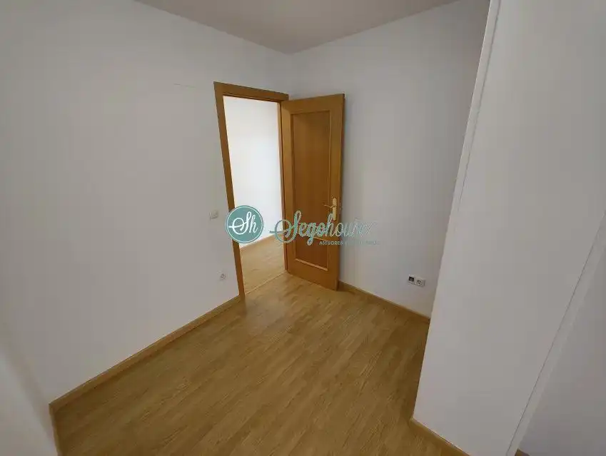 Habitación de Piso en venta en Bernuy de Porreros con Calefacción, Terraza y Trastero