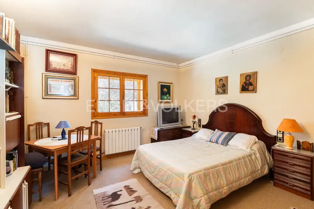 Habitación de Casa o chalet en venta en Requena con Aire acondicionado, Calefacción y Jardín privado