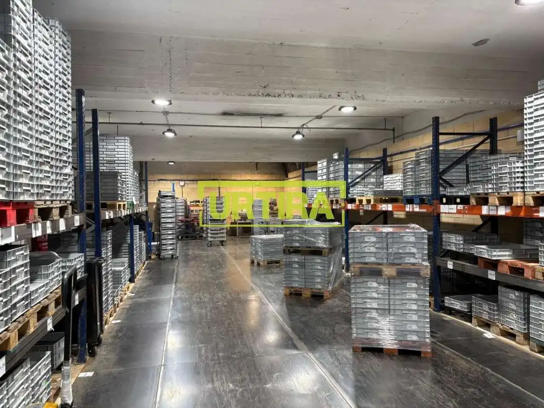 Nave industrial de alquiler en Irun 