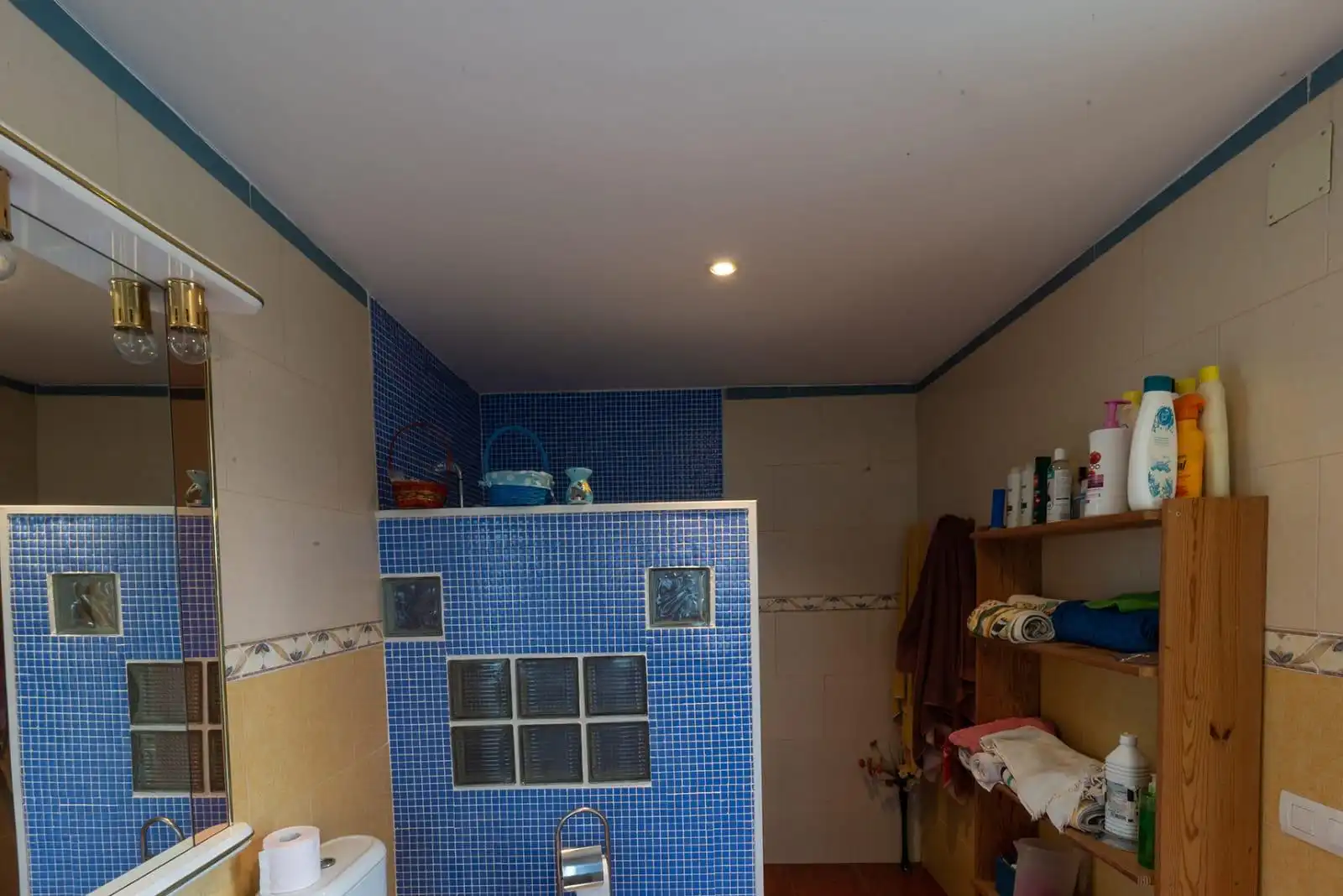 Bany de Casa o xalet en venda en Villabáñez amb Calefacció, Jardí privat i Terrassa
