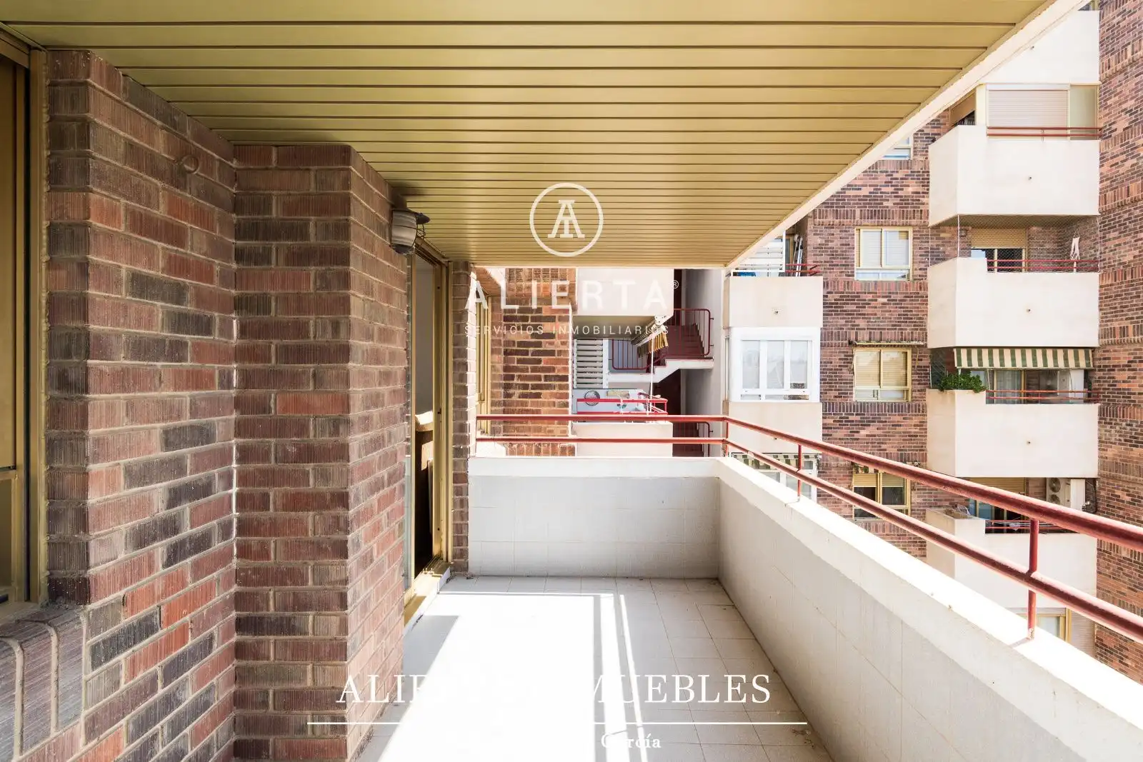 Balcony of Flat for sale in Zaragoza  with Heating and Storage room