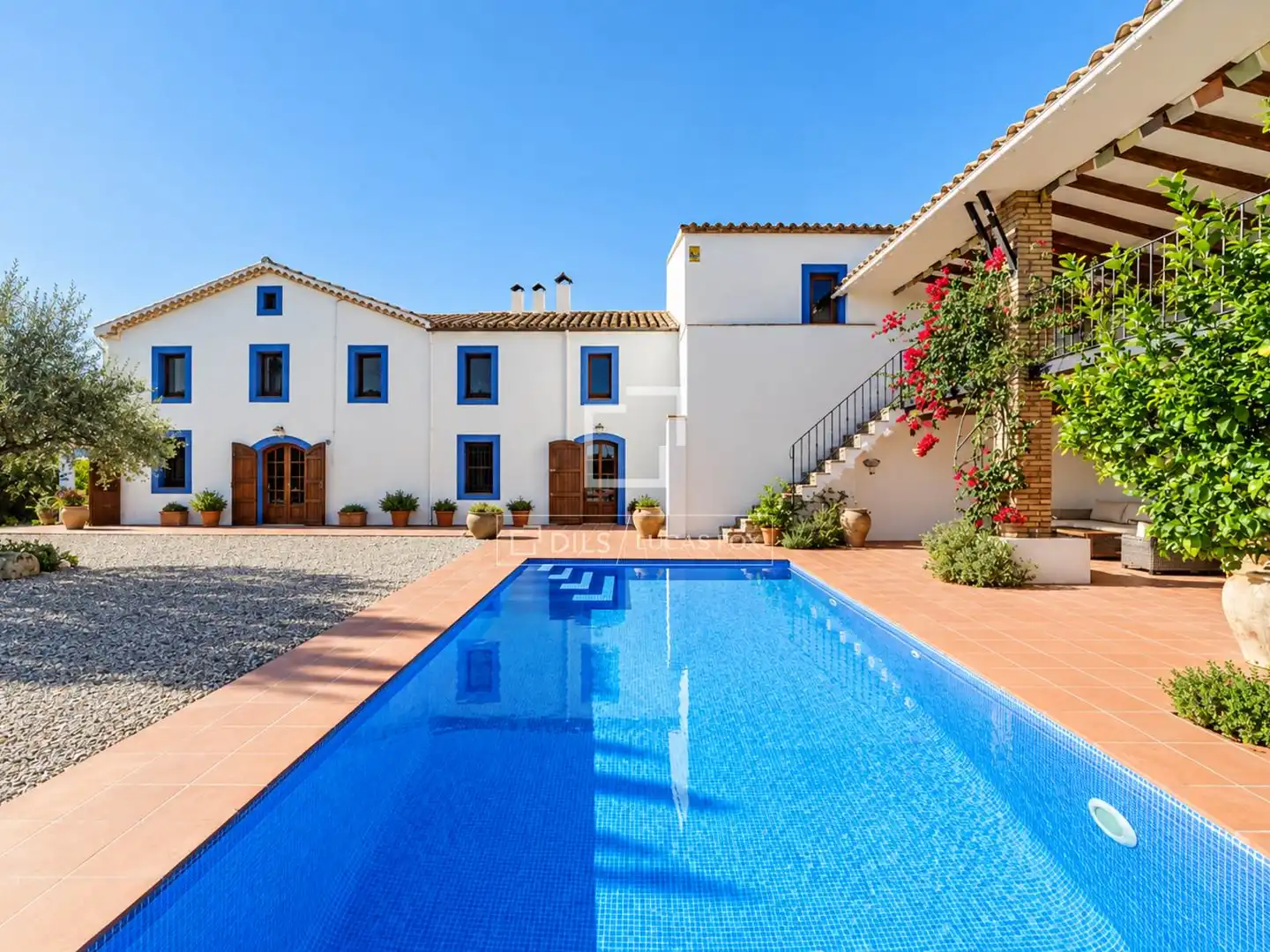 Casa rústica con piscina en venta en Torrelles de Foix