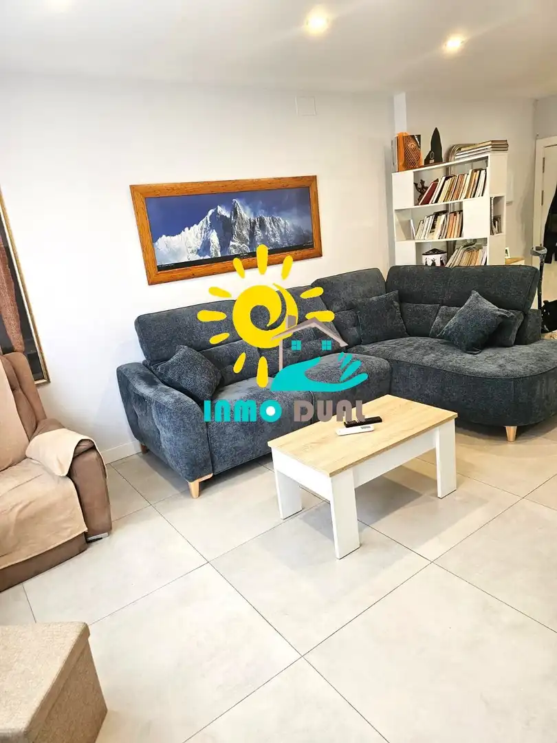 Living room of Apartments for sale in Badajoz  with Air Conditioner and Storage room