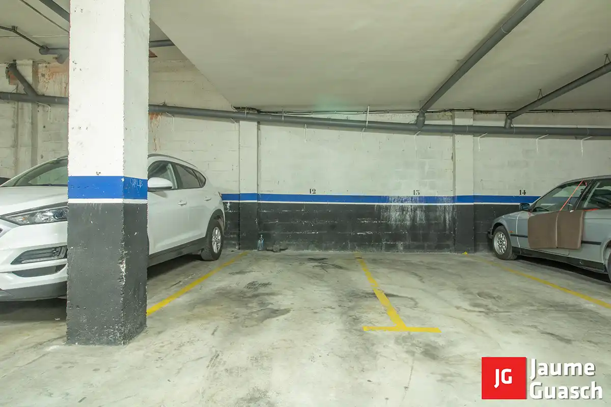 Parking of Flat for sale in Torredembarra  with Air Conditioner, Heating and Oven