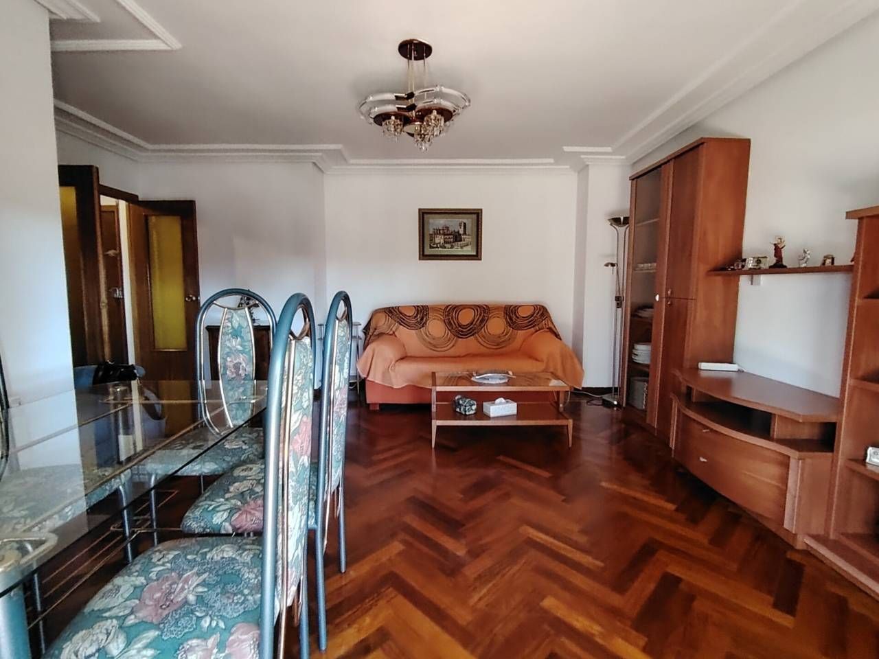 Living room of Flat for sale in Zamora Capital   with Heating, Parquet flooring and Storage room