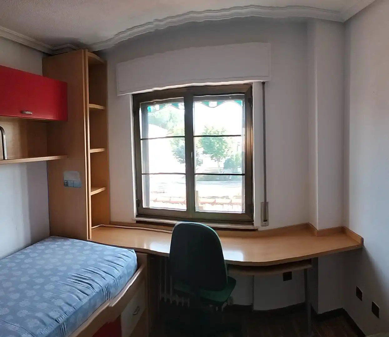 Dormitori de Casa adosada en venda en Salamanca amb Calefacció i Terrassa