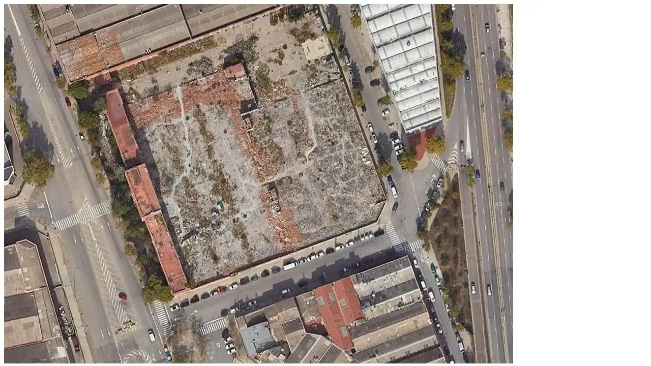 Industrial land to rent in Passatge de Rovira i Virgili, imagen 2