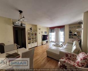 Living room of Flat for sale in  Toledo Capital  with Air Conditioner, Heating and Parquet flooring