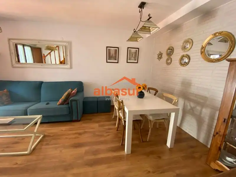 Menjador de Dúplex en venda en Córdoba amb Aire condicionat, Calefacció i Parquet