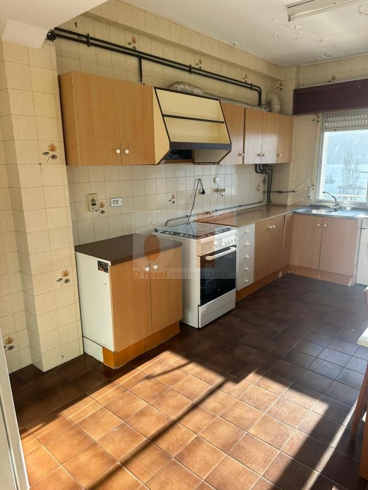 Kitchen of Flat for sale in Moaña  with Terrace