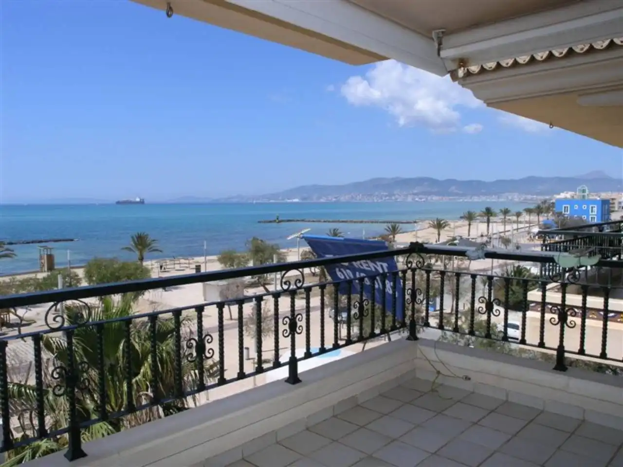 Balcony of Flat for rent in  Palma de Mallorca  with Air Conditioner, Heating and Terrace