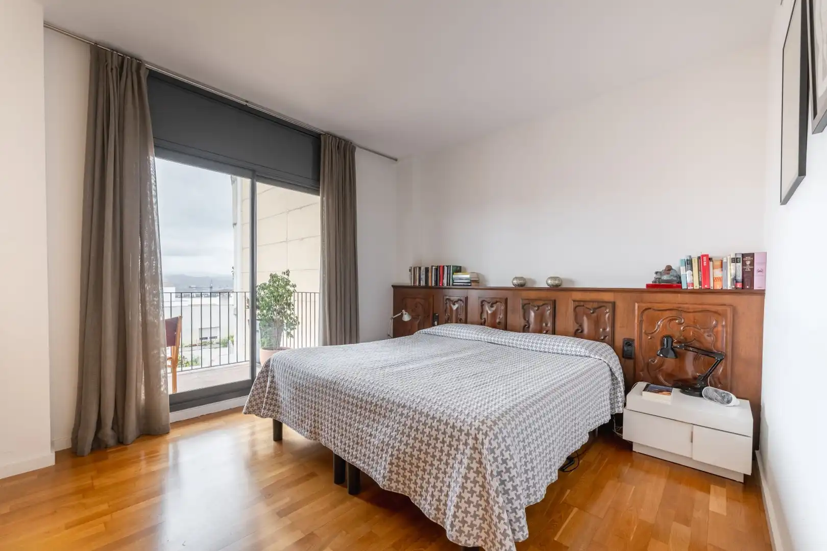 Habitación de Piso en venta en Sant Just Desvern con Aire acondicionado, Calefacción y Terraza