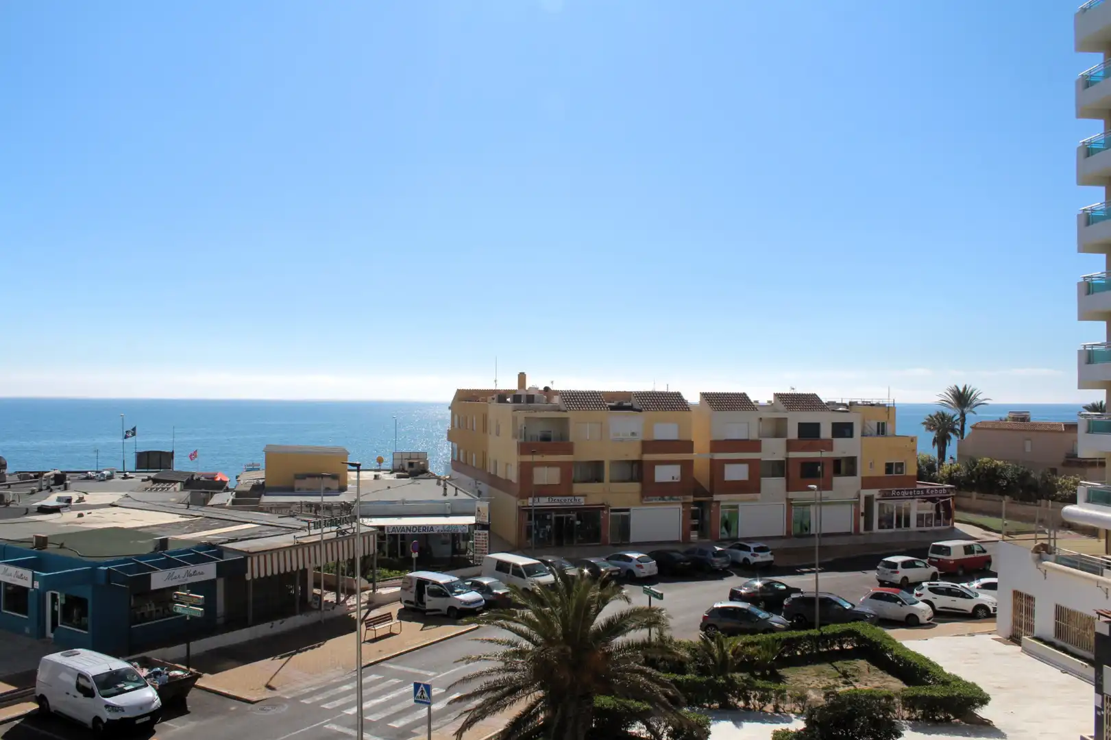 Vista exterior de Apartamento en venta en Roquetas de Mar con Terraza, Amueblado y Horno