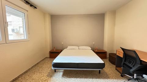 Photo 2 of Flat to share in Calle José Recuerda, 5, Camino de Ronda, Granada