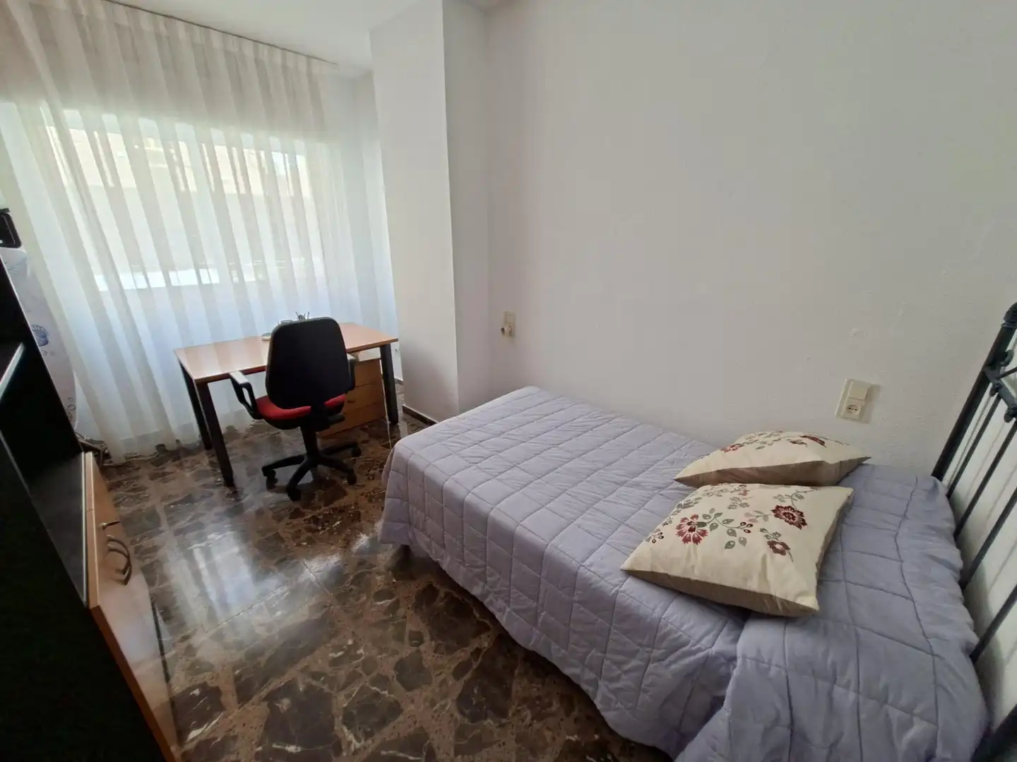 Schlafzimmer von Wohnung zur Miete in Murcia mit Klimaanlage, Abstellraum und Möbliert