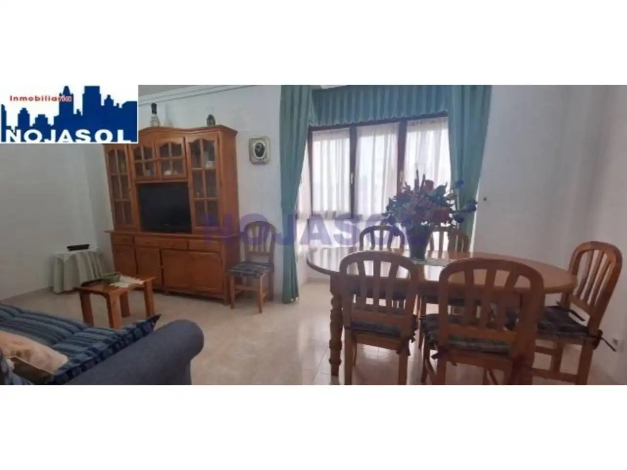 Sala de estar de Apartamento de alquiler en Noja con Calefacción, Trastero y Amueblado