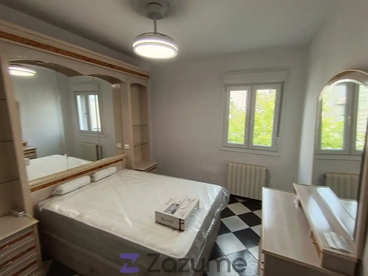 Schlafzimmer von Wohnung zur Miete in Toledo mit Heizung, Terrasse und Möbliert