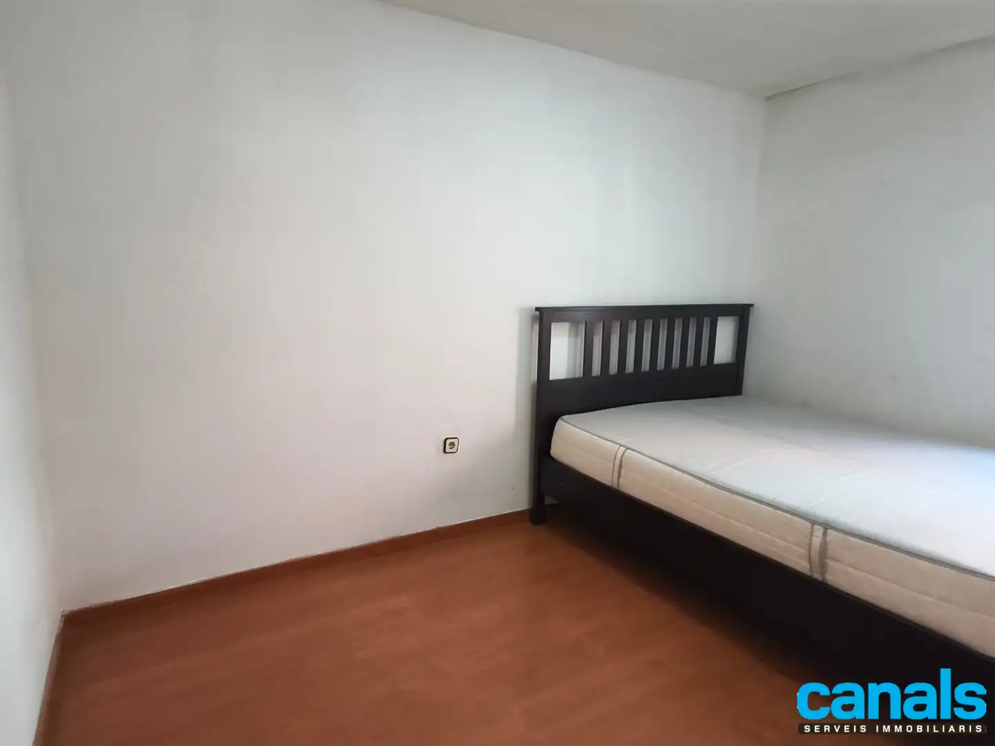 Habitación de Piso en venta en Cerdanyola del Vallès con Aire acondicionado, Parquet y Horno