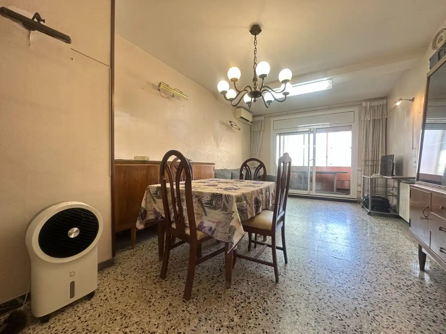 Comedor de Piso en venta en Sabadell con Aire acondicionado, Calefacción y Balcón