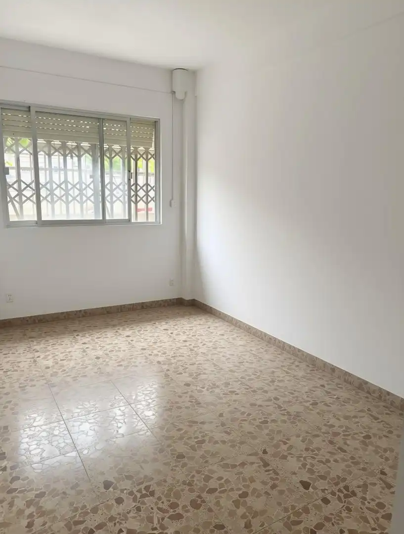 Pis en venda a Calle ANGEL BRUNA, 48, Ensanche