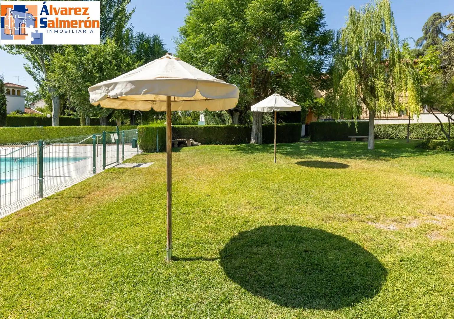 Jardín de Casa o chalet en venta en Albolote con Aire acondicionado, Calefacción y Jardín privado