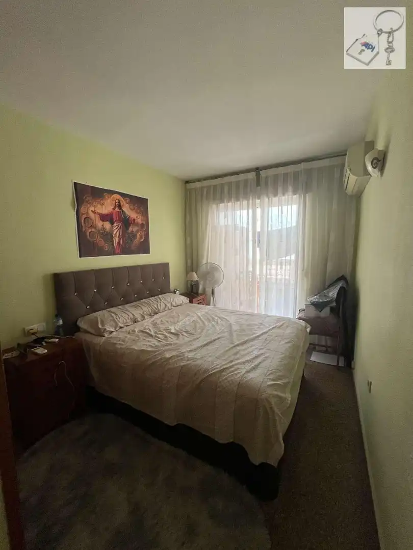 Dormitori de Apartament en venda en Torrevieja amb Aire condicionat, Terrassa i Moblat