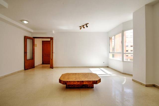 Piso en Venta en Av. Cdad. de Matanzas en Paus - Poligono San Blas
