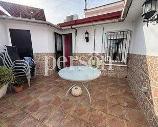 Exterior view of Attic to rent in  Valencia Capital  with Air Conditioner, Terrace and Alarm